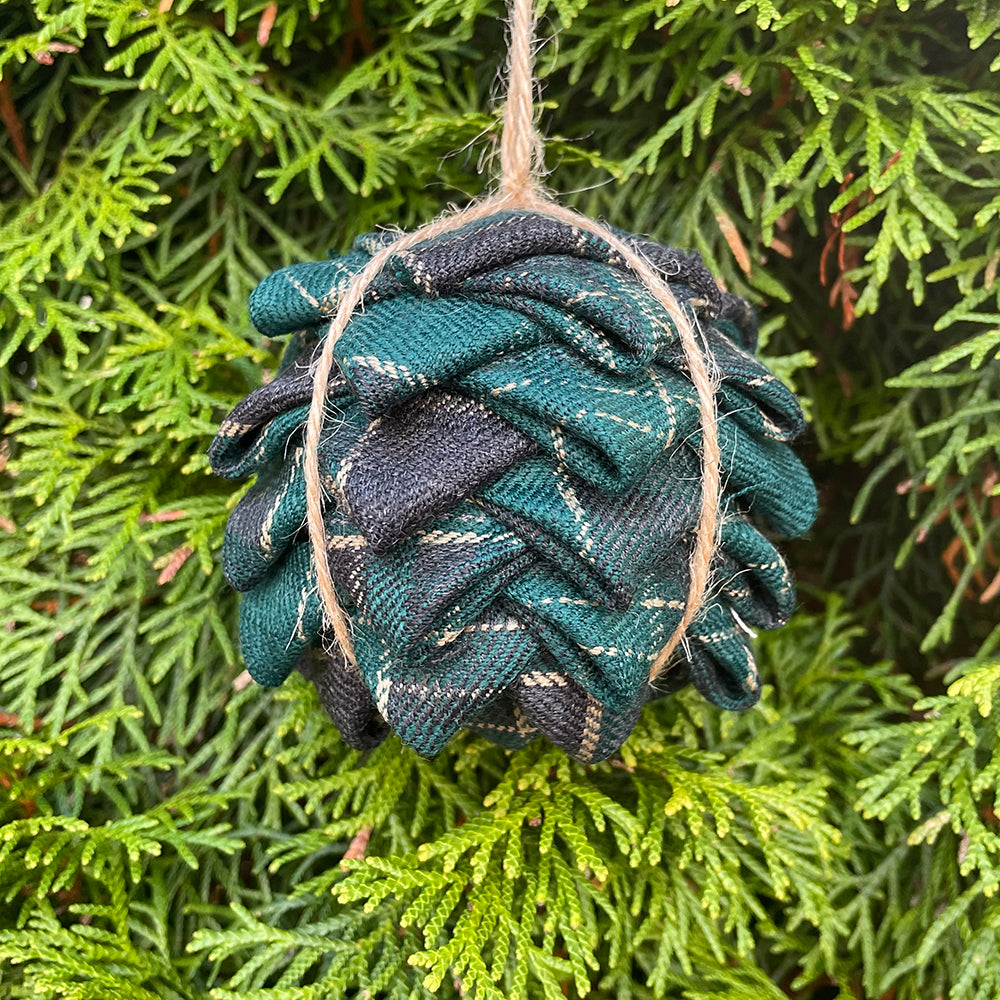 Rebel Tree Baubles - Winter Workshop at Rebel Row