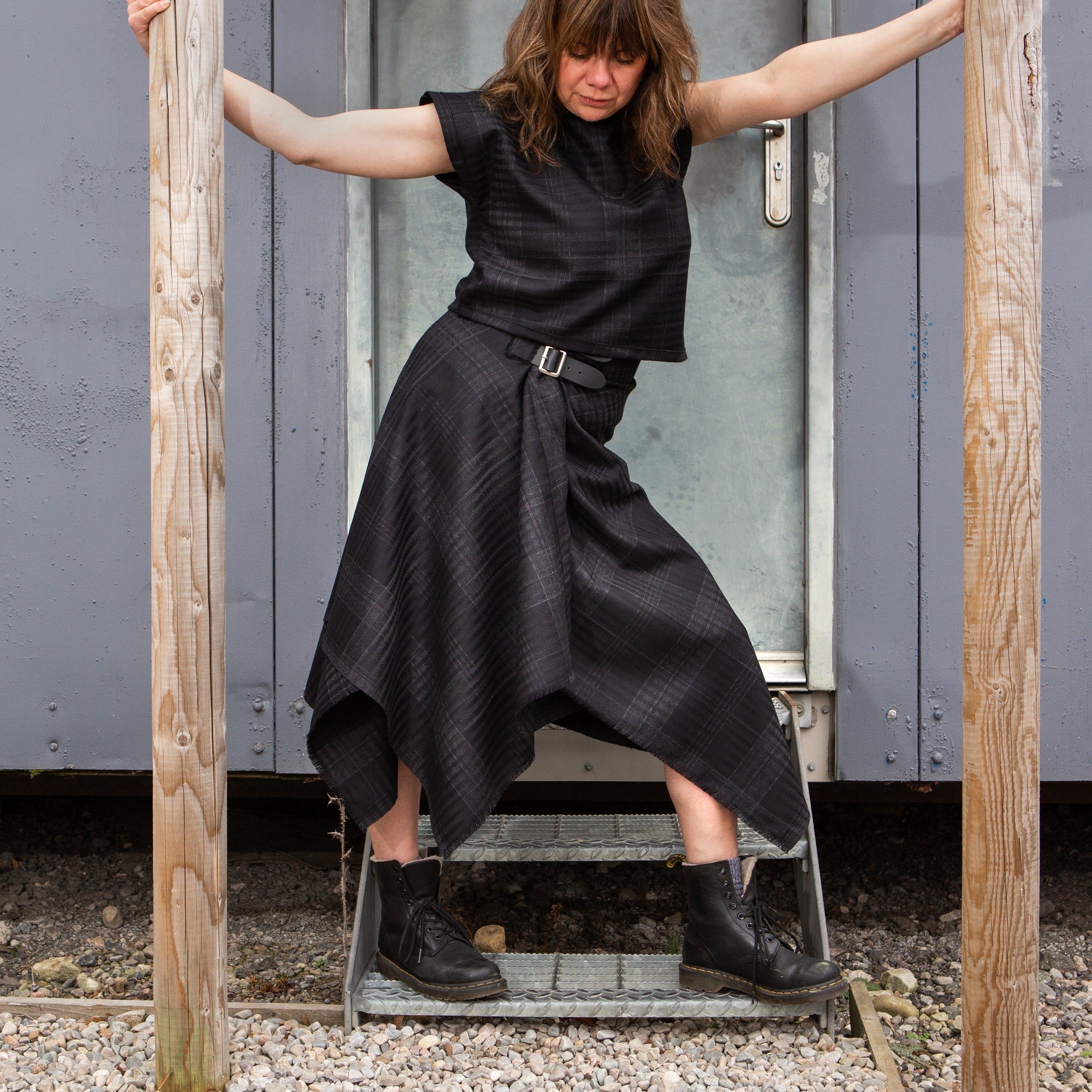 Maxi Kilt X Black Elements
